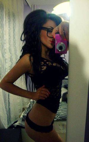 Connect with Giovanna (23) in Michigan | Adult Dating