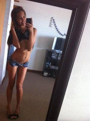 Tamera, 21 in New Jersey | Younger Adult Woman, Older Men