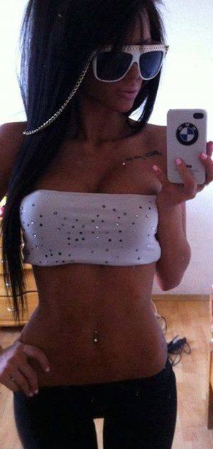 Yoselin (27) | Florida Adult Dating and Private Meetups