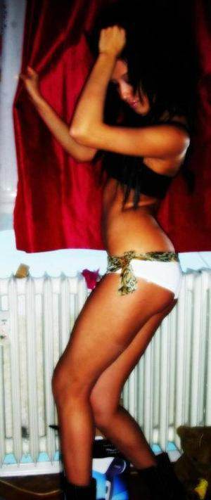 Local profile photo of Lucy, 19, in Hawaii