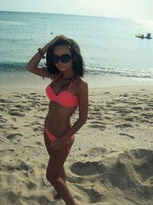 Meet Aylin (19) from Florida | No-Strings Adult Dating