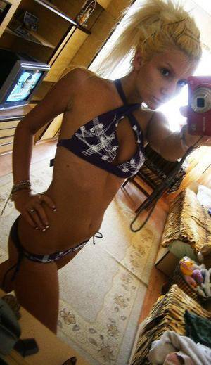 Emily (26) in New Jersey | Friends with Benefits