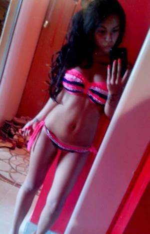 Jade, 29, profile image for Tazewell, VA dating page