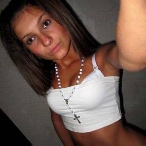 Meet Lisa (27) from Pennsylvania | FWB Casual Partner