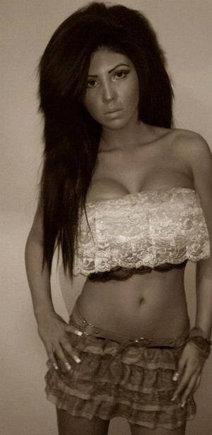 Photo of Nicole (19) from Wahneta, FL dating profile