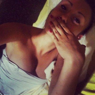 Nancy (18) in Florida | Friends with Benefits