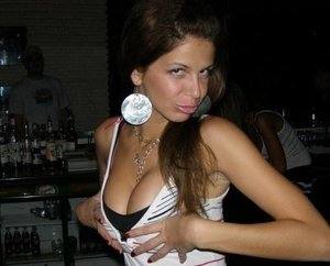 Mina (21) in Texas | Friends with Benefits