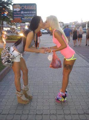 Fernanda, age 30, profile photo from Edmonton, ALB