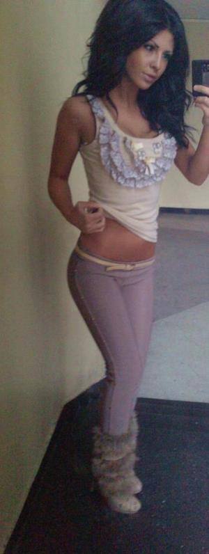 Iliana (29) in California | Friends with Benefits