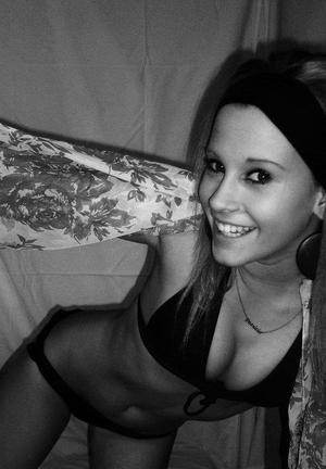 Averi (29) from Hockessin, DE profile image