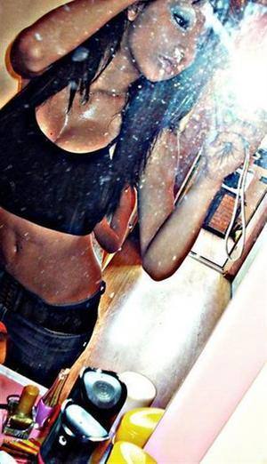 Meet Eleanor (24) from Oregon | FWB Casual Partner