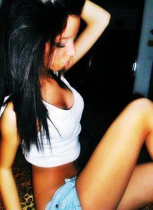 Meet Sydnee (20) from Quebec | FWB Casual Partner