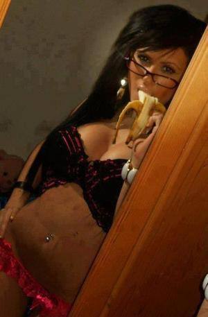 Meet Lorena (20) from Texas | FWB Casual Partner