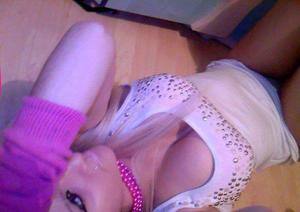 Kameron (21) in Illinois | Friends with Benefits