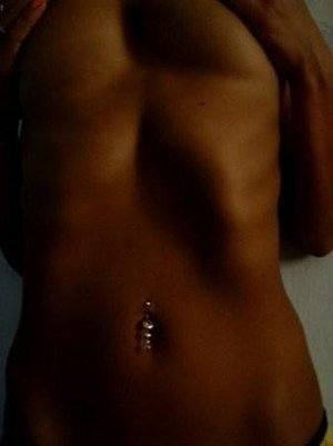 Gabriela (23) in New York | Friends with Benefits