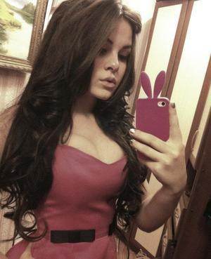 Photo of Lillian (22) from New York dating profile