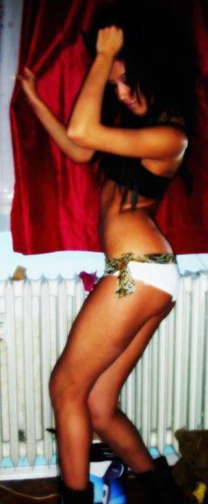 Meet Anais (20) from North Dakota | FWB Casual Partner