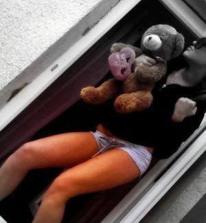 Karlie (28) in Quebec | Friends with Benefits