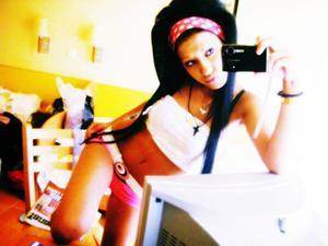 Zaria (19) in Quebec, adult profile photo