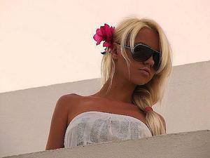 Chat with Lena (25) | New York Casual Partners