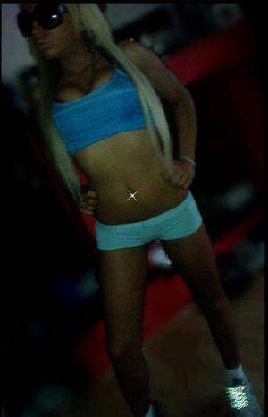 Photo of Gabriella (30) from California dating profile