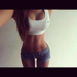 Meagan (20) in California | Friends with Benefits