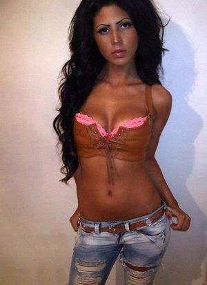 Brittnie (24) in Inglewood, CA, adult profile photo