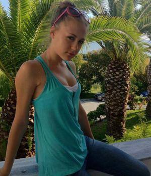 Meet Brandi (23) from Quebec | FWB Casual Partner