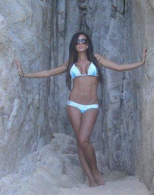 Meet Aileen (21) from North Carolina | FWB Casual Partner