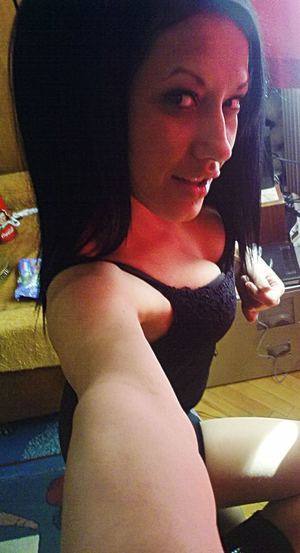 Meet Lorraine (27) from New Jersey | FWB Casual Partner