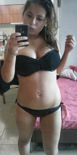 Escorts like Shayna are down to fuck you now!