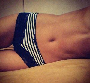 Tobi from Chepachet, Rhode Island is looking for adult webcam chat