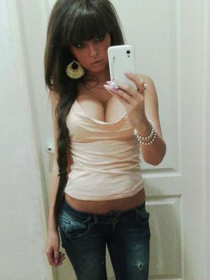 Bailey is a cheater looking for a guy like you!