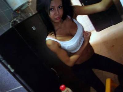 Escorts like Sasha are down to fuck you now!
