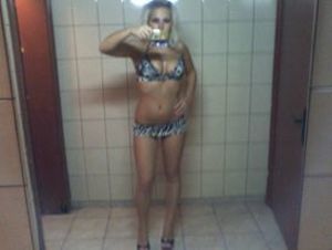 Daniela from Arizona is interested in nsa sex with a nice, young man