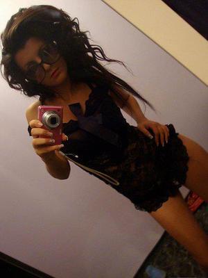 Looking for girls down to fuck? Valentina from Pennsylvania is your girl