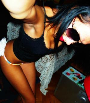 Escorts like Nina are down to fuck you now!