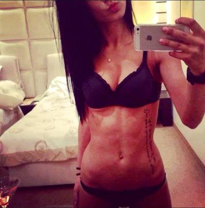 Salena from District Of Columbia is looking for adult webcam chat