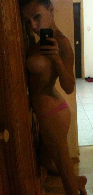 Ryleigh from Quebec is interested in nsa sex with a nice, young man