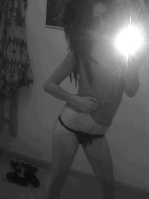 Kelsea from Oklahoma is interested in nsa sex with a nice, young man