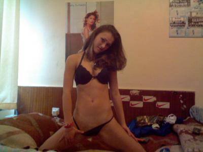 Calista from University Park, Florida is looking for adult webcam chat