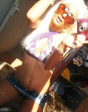 Karley from Texas is the best local fuck buddy you can ever find