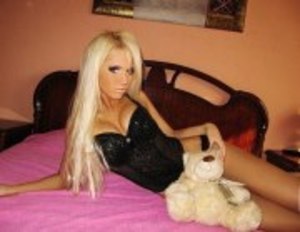 Liane from Redfox, Kentucky is looking for adult webcam chat