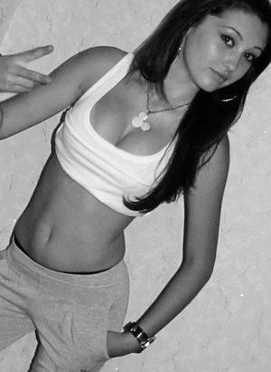 Looking for girls down to fuck? Katelyn from North Carolina is your girl