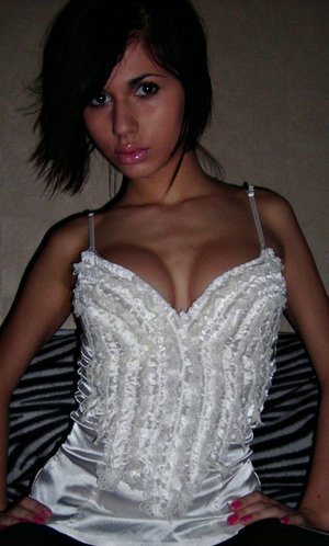 Meet local singles like Claire from Florida who want to fuck tonight