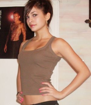Alena is a cheater looking for a guy like you!