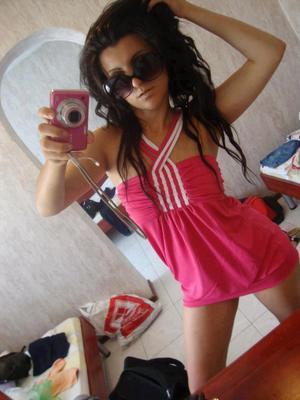 Kaylee is a cheater looking for a guy like you!