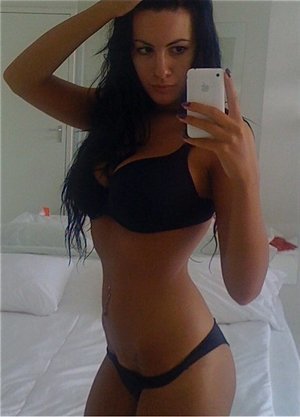 Escorts like Brooke are down to fuck you now!