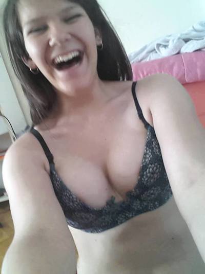 Meet local singles like Kiersten from Arkansas who want to fuck tonight