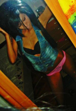 Melanie is a cheater looking for a guy like you!